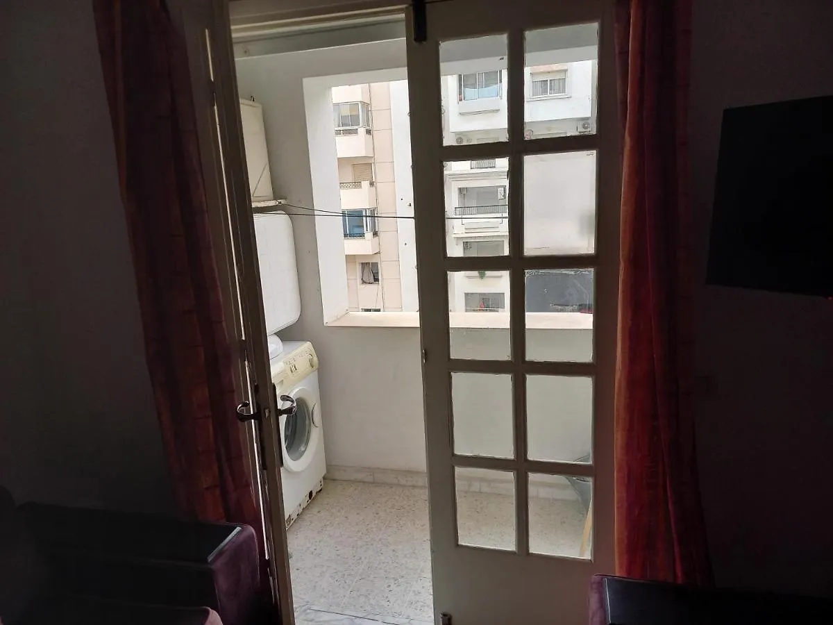 Lejlighed Joli Studio, 17 Avenue Hedi Nouira Ennasr 2, Ariana, Tunis